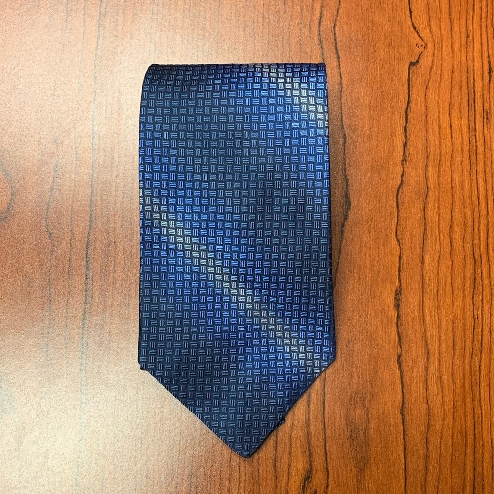 L’Homme Elegant Blue Patterned Tie